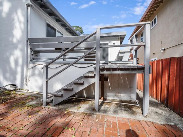 2405 Whitman Way, San Bruno CA 94066