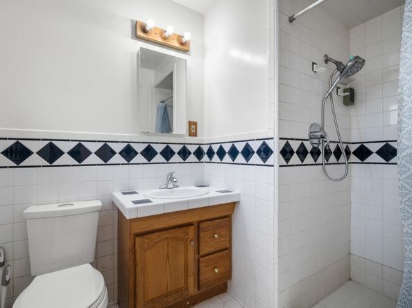 2405 Whitman Way, San Bruno CA 94066