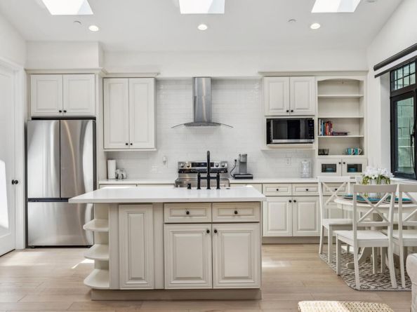 546 Oxford Avenue, Palo Alto CA 94306