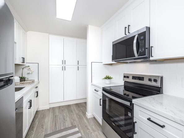 505 Cypress Point Drive 245, Mountain View CA 94043