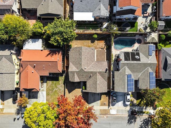 1598 Willowbrook Drive, San Jose CA 95118