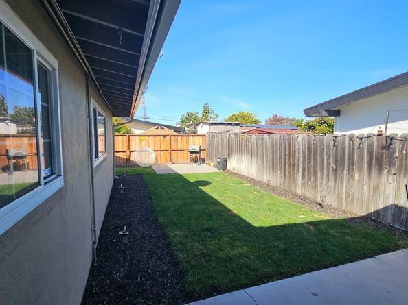 2627 Naples Street, Hayward CA 94545