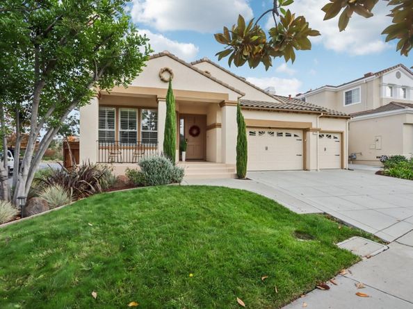 5090 Birkdale Way, San Jose CA 95138