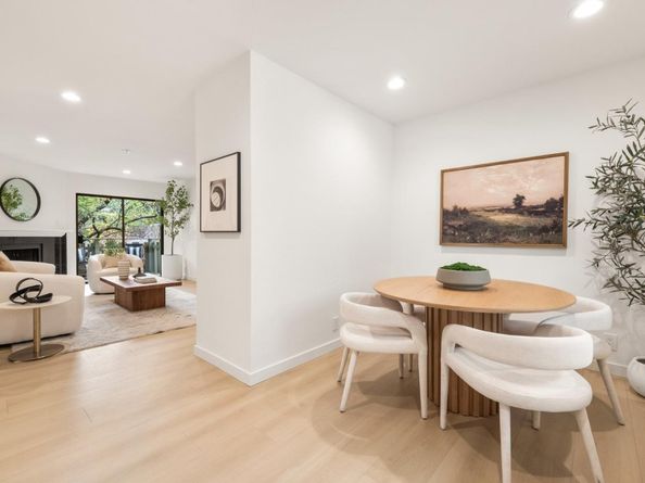 1070 Mercedes Avenue 24, Los Altos CA 94022