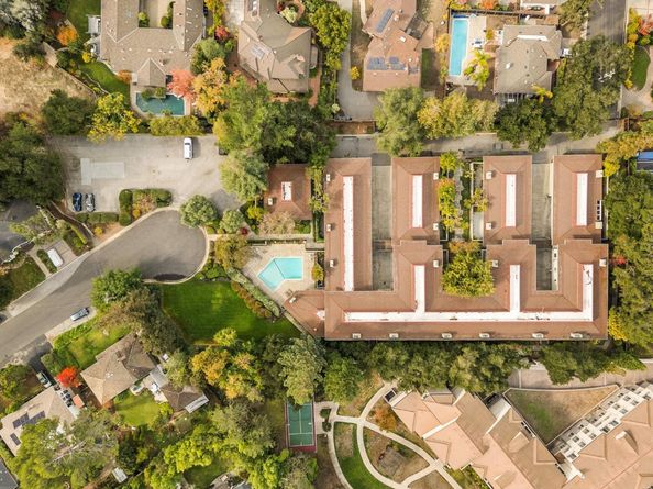 1070 Mercedes Avenue 24, Los Altos CA 94022