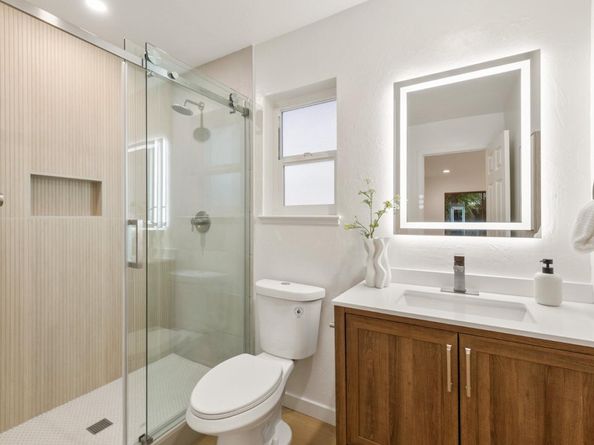 1070 Mercedes Avenue 24, Los Altos CA 94022