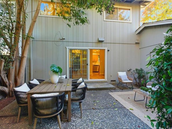 1542 Canna Court, Mountain View CA 94043