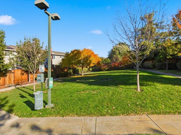 1542 Canna Court, Mountain View CA 94043