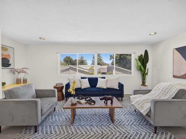 29 Weepingridge Court, San Mateo CA 94402