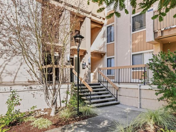 400 Ortega Avenue 216, Mountain View CA 94040