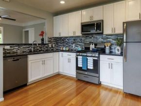 Hawthorne, Palo Alto CA 94301