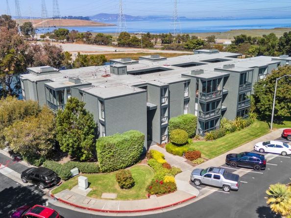 425 Anchor Road 317, San Mateo CA 94404