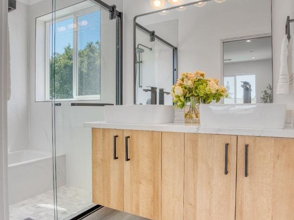 1945 Park Avenue 1, San Jose CA 95126