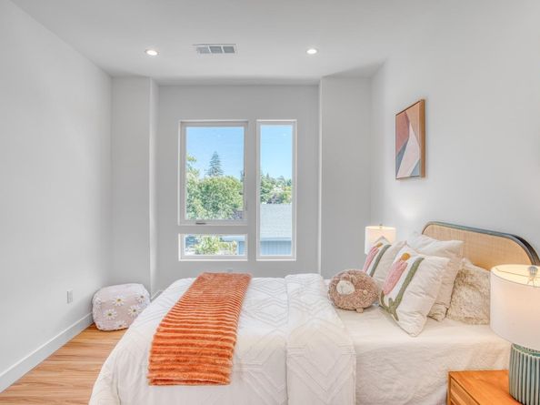 1945 Park Avenue 1, San Jose CA 95126