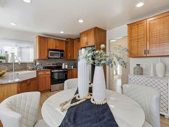 820 Leigh Avenue, San Jose CA 95128