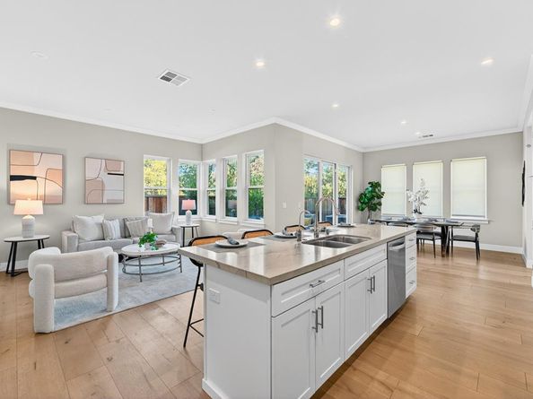 105 Hildebrand Drive, Los Gatos CA 95032