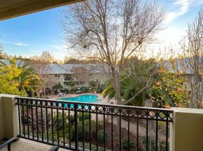 20 Willow Road 26, Menlo Park CA 94025