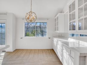 20 Willow Road 26, Menlo Park CA 94025