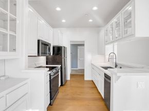 20 Willow Road 26, Menlo Park CA 94025