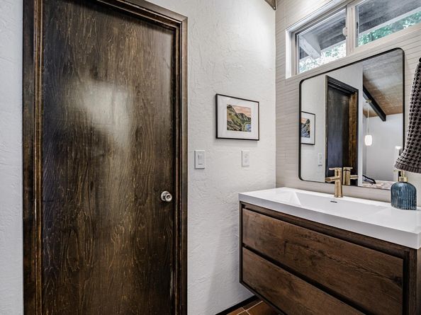 251 Sunnycroft Road, Ben Lomond CA 95005