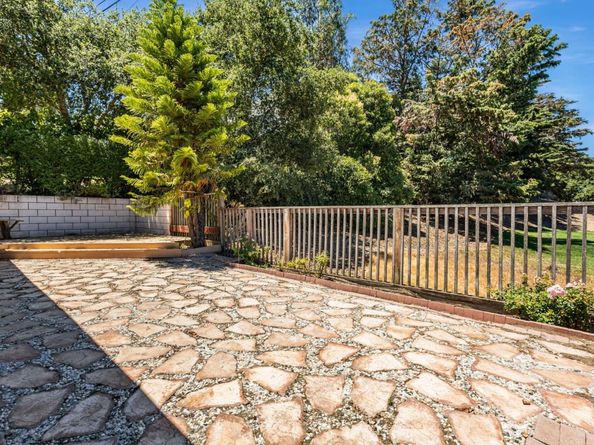 800 26th Avenue, San Mateo CA 94403