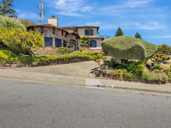 800 26th Avenue, San Mateo CA 94403