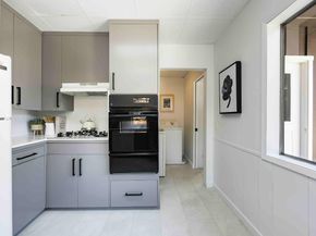 985 Oregon Avenue, Palo Alto CA 94303