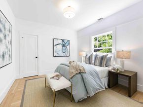 985 Oregon Avenue, Palo Alto CA 94303