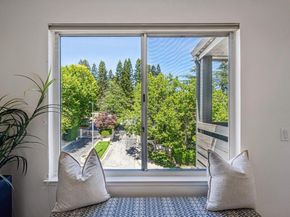 4004 Farm Hill 303, Redwood City CA 94061