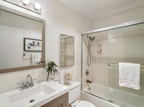 4004 Farm Hill 303, Redwood City CA 94061