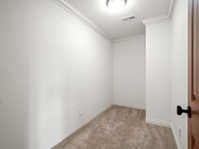216 Bloomfield Road, Burlingame CA 94010