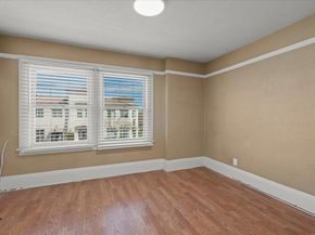 111 5th Street, Gilroy CA 95020