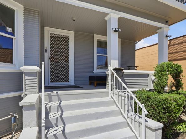 879 W San Carlos Street, San Jose CA 95126