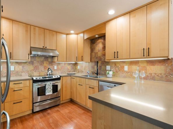 374 Union Avenue E, Campbell CA 95008