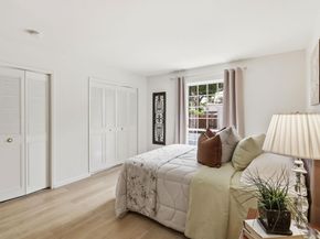 1945 Mount Vernon Court 4, Mountain View CA 94040