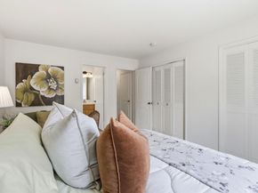 1945 Mount Vernon Court 4, Mountain View CA 94040