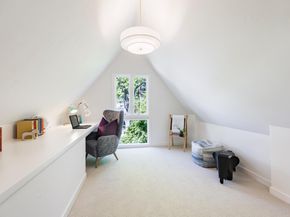 1215 Harriet Street, Palo Alto CA 94301