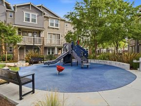 816 Julian Terrace 5, Sunnyvale CA 94085