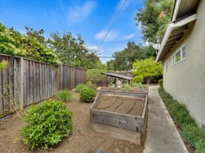 18967 Palo Oaks Court, Saratoga CA 95070