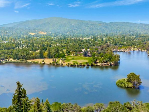 105 Strathmore Place, Los Gatos CA 95032