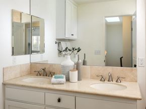 1331 Hoover Street, Menlo Park CA 94025