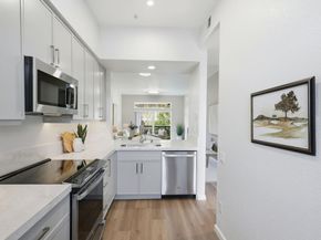 332 Crescent Court, Brisbane CA 94005