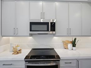 332 Crescent Court, Brisbane CA 94005