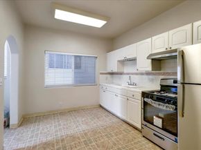 E Saint John, San Jose CA 95112