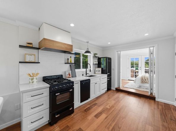 335 Park Street, Redwood City CA 94061