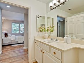 903 Sunrose Terrace 103, Sunnyvale CA 94086