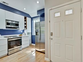 903 Sunrose Terrace 103, Sunnyvale CA 94086
