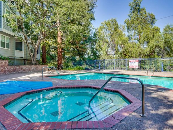 903 Sunrose Terrace 103, Sunnyvale CA 94086