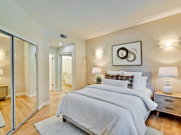 903 Sunrose Terrace 103, Sunnyvale CA 94086