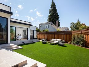 1686 Parkhills Avenue, Los Altos CA 94024